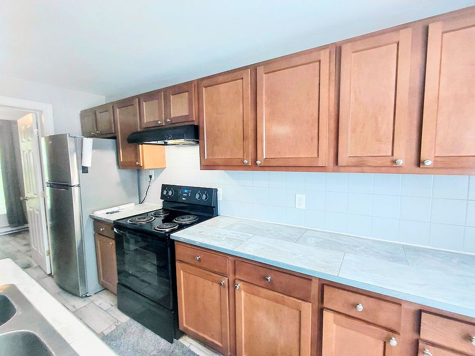 1st image of 345-347 South St Rear 2