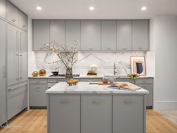 2nd image of 347 Henry St #Penthouse