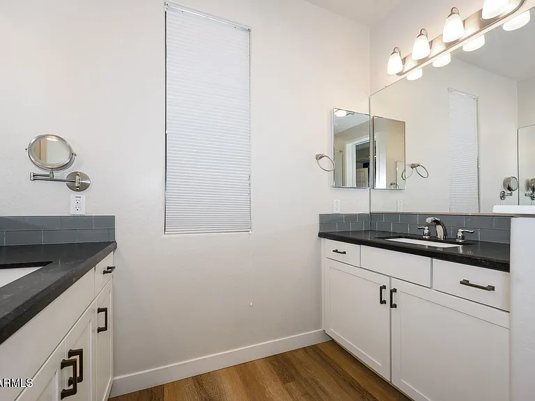 4236 N 27th St #39 — Photo 27