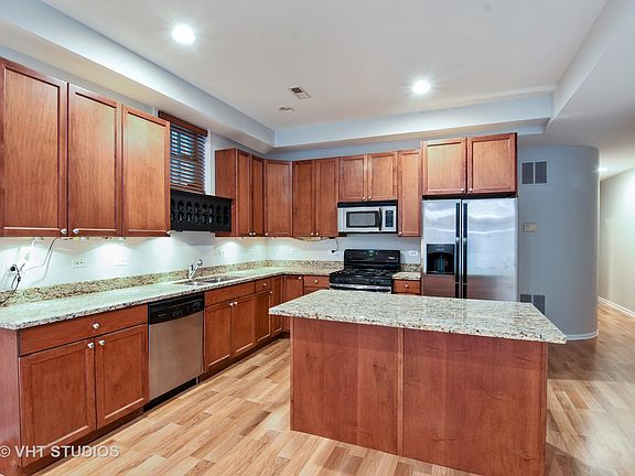 5th image of 7018 N Ashland Ave #Gs