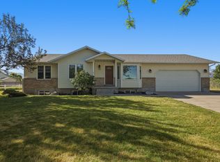 1055 W 325 N, Hyrum, UT 84319