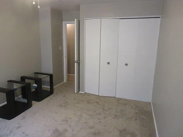 Drake - bedroom #1