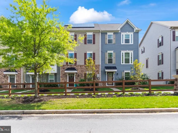 44 Cedar Hill Blvd, Brooklyn Park, MD 21225