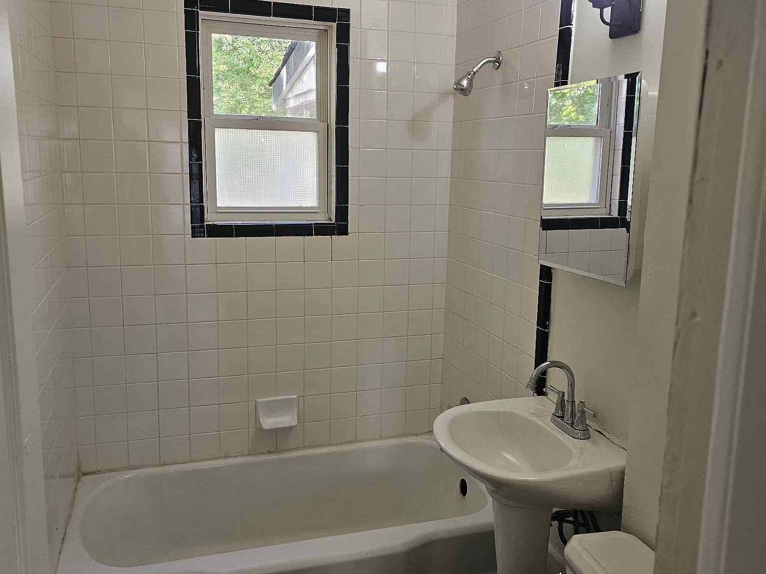 2 bed, 800 sqft, $750 — Photo 4