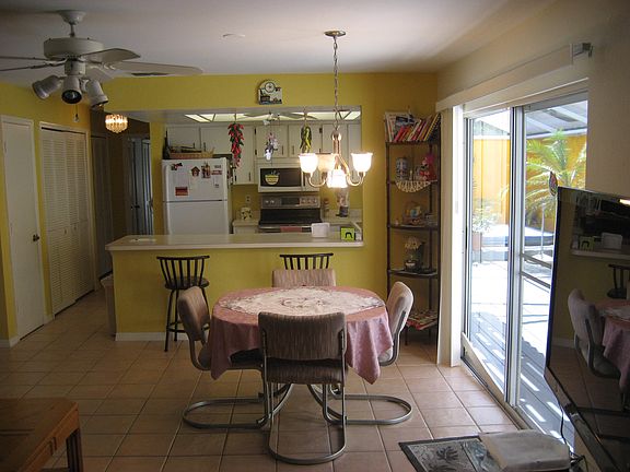 4th image of 13665 Abbey Dr #1