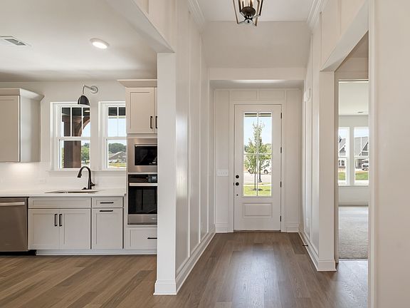 5th image of 7402 Black Fox Dr Lot 18