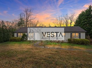 90 Knob Hill Rd, Asheville, NC 28806