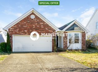 7913 Kenhurst Dr, Louisville, KY 40258