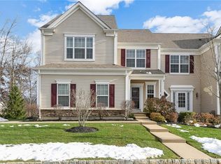 20 Brighton Dr #2301, Newburgh, NY 12550