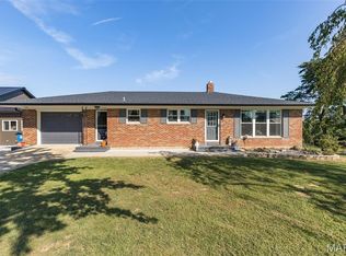 10353 State Route Oo, Bloomsdale, MO 63627