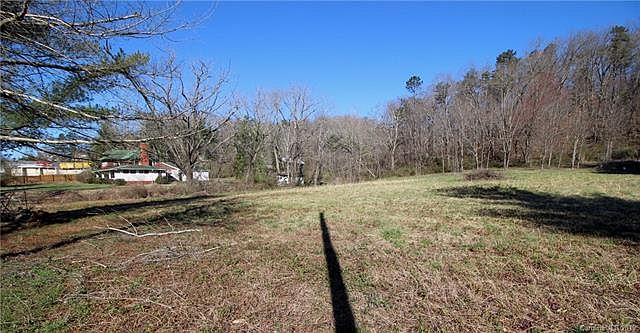 2nd image of 11 Rutherford Rd