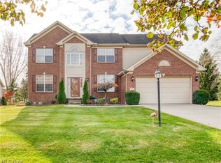 3082 Willowbrook Dr, Aurora, OH 44202