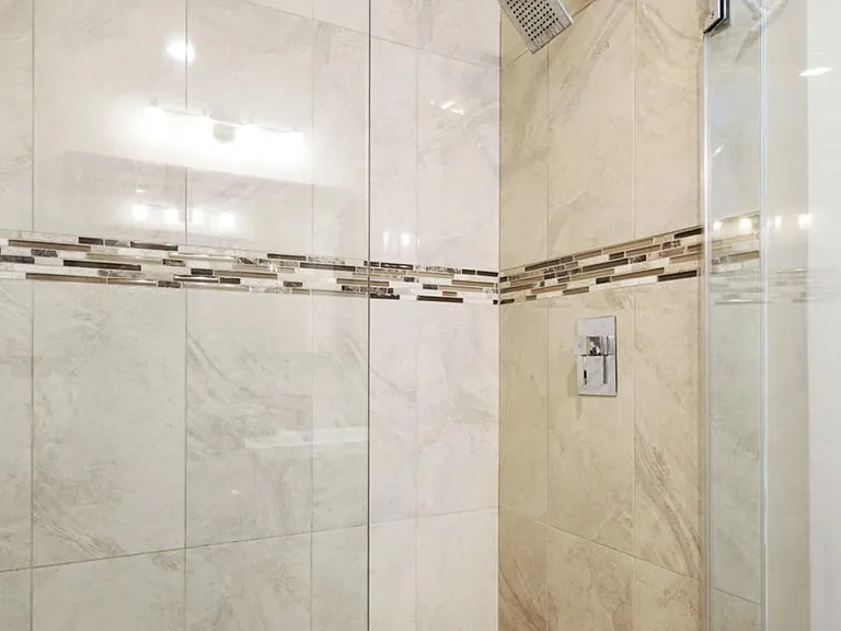 817 N Lawrence St #201 — Photo 7