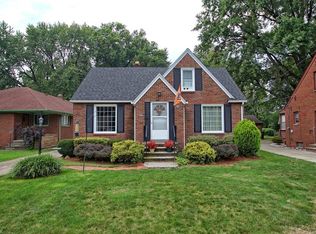 146 E 272nd St, Euclid, OH