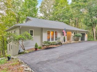 202 Cliffside Lane, Seven Devils, NC 28604