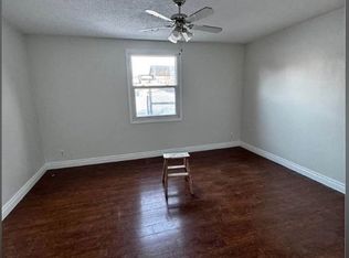 25 Peter St, Kitchener, ON N2G 3J5