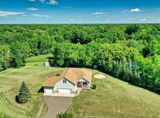 13350 279th St, Lindstrom, MN 55045