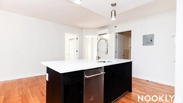 Rented by Nooklyn NYC LLC | media 24