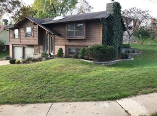 616 Wynn Pl, Ballwin, MO 63021