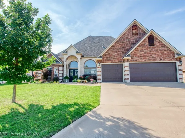 3020 Brighton Pointe, Fort Smith, AR 72903
