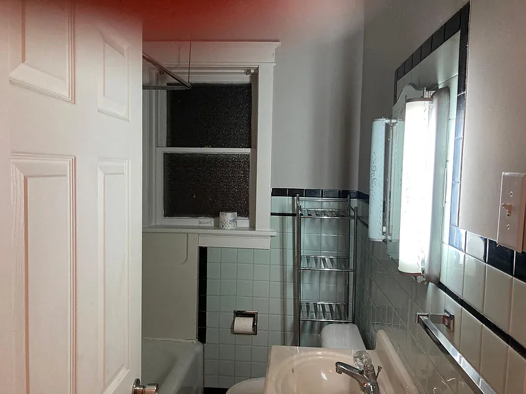 5731 Dewey Ave #A — Photo 8