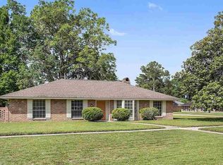 11733 N Oak Hills Pkwy, Baton Rouge, LA 70810