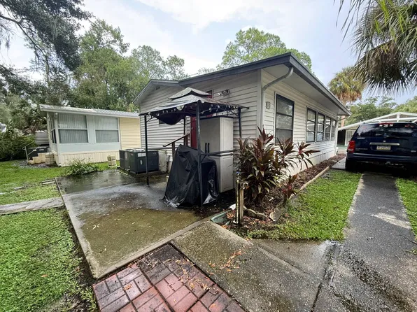 12720 E Us Highway 92, Dover, FL 33527