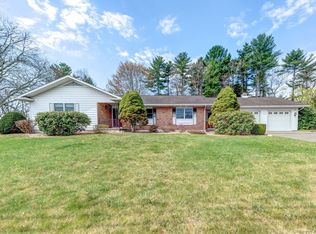 3 Clear View Dr, Mansfield, CT 06250