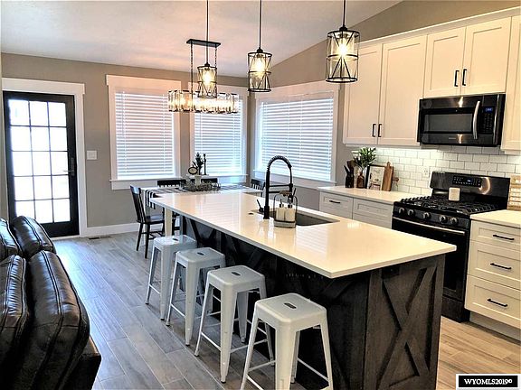 4th image of 1604 Condor Dr