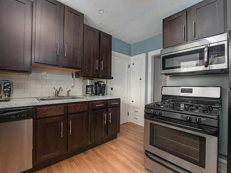 2032 Marlowe Ave — Photo 10