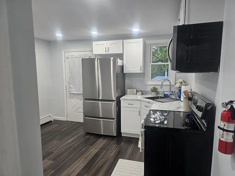 109 Terrace Rd #109 — Photo 2