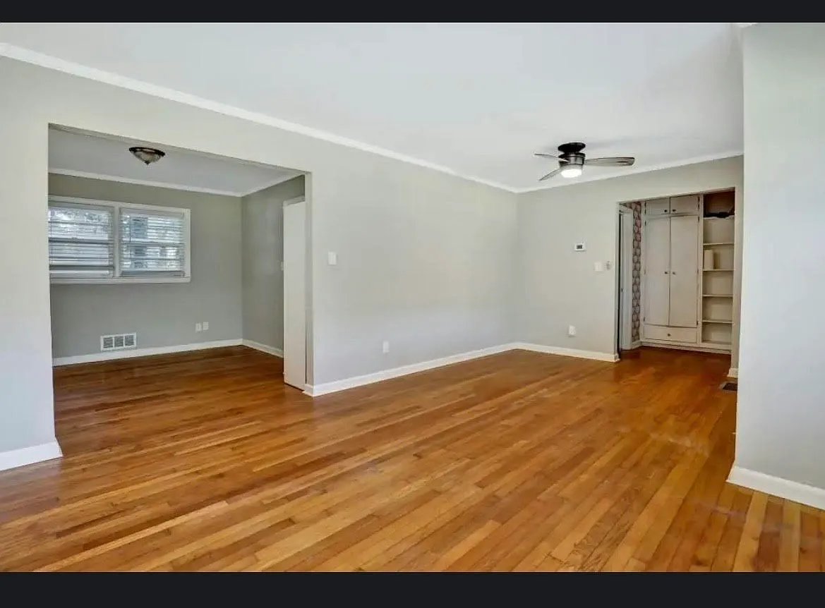 3173 Spreading Oak Dr SW — Photo 2