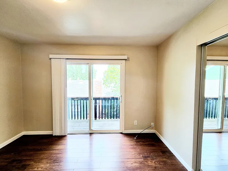 416 Poplar Ave — Photo 18