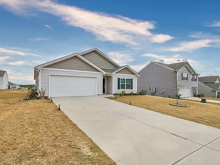 195 Carrington Dr — Photo 3