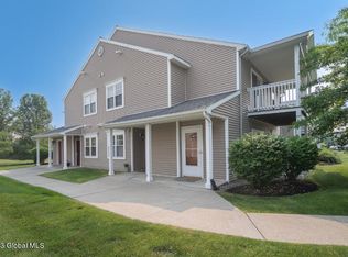 506 Evergreen Pl, Rensselaer, NY 12144