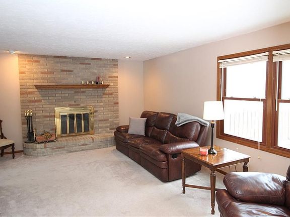 4th image of 5159 Stevenson St