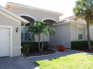 4001 W Gardenia Ave, Weston, FL 33332