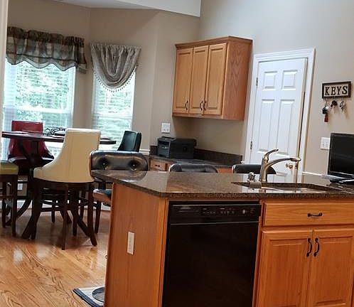 5th image of 260 Sugarcreek Dr