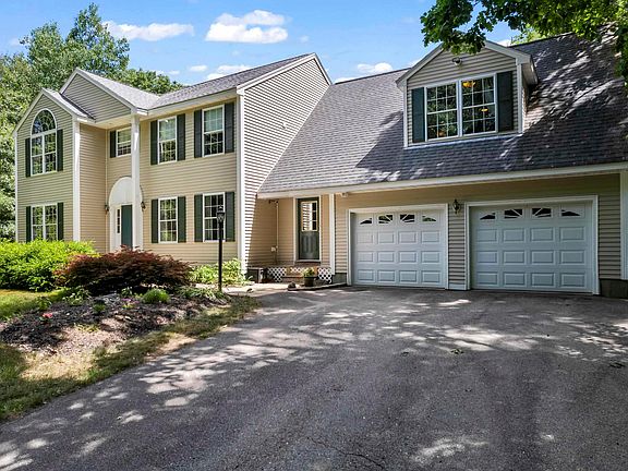 2nd image of 13 Brookwood Drive