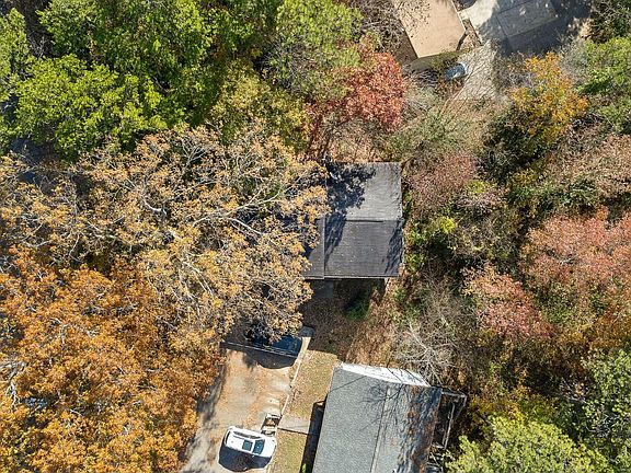5th image of 3722 Chula Vista Dr