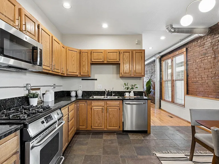 126 Galapago St — Photo 16