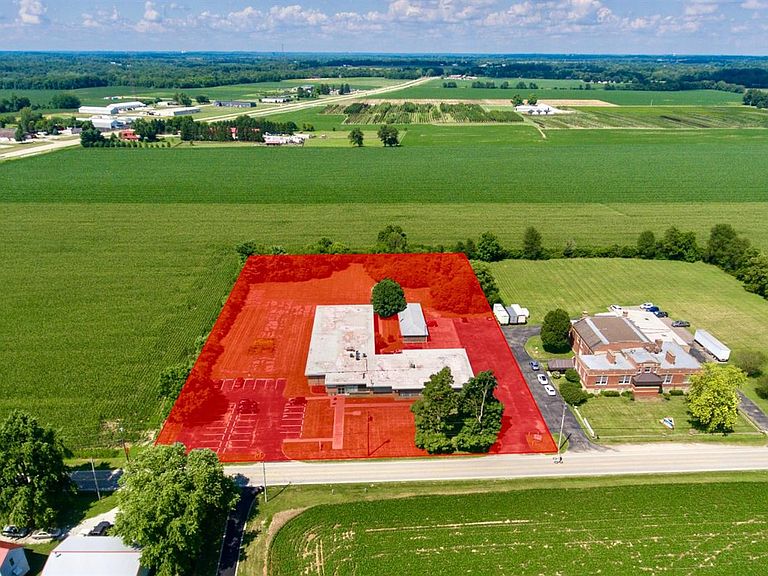 1498 W Spring Valley Paintersville Rd Apartments Spring Valley, OH