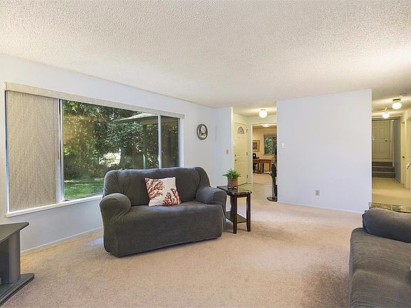 4th image of 4517 62nd St NW