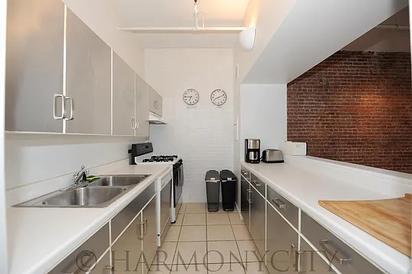 Rented by Harmonycity Corp. | media 12