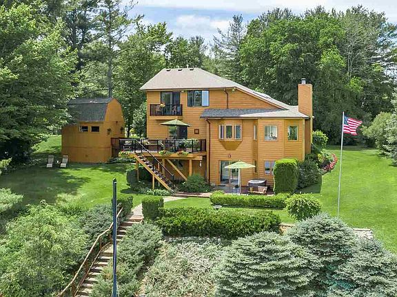 5th image of 4402 N Francis Shores Ave