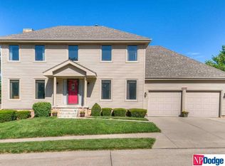 16298 Rolling Ridge Rd, Omaha, NE 68135