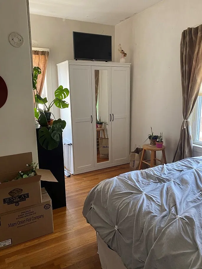 2 bed, $2,100 — Photo 2