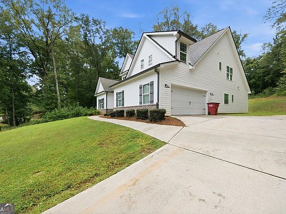 5th image of 5940 Wesleyan Dr