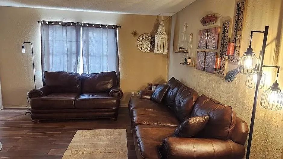 1st image of 401 12th Ave #274