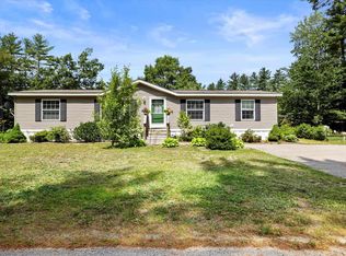 96 Michael Dr, Barrington, NH 03825